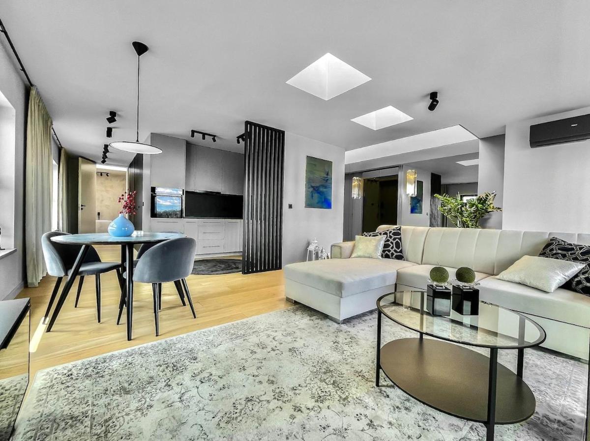 Glamour Penthouse Apartment